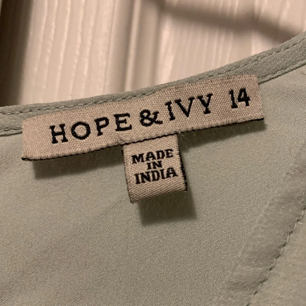 EUC Hope & Ivy Embroidered Midi Dress in Sage - Picture 10 of 16